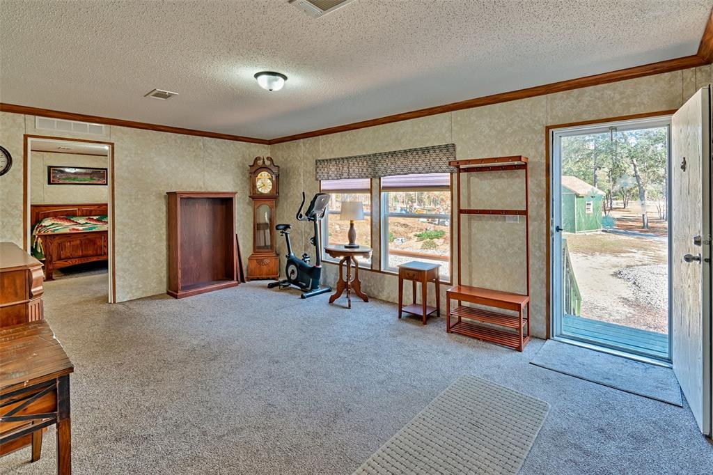 152 Piper Drive Hawthorne, FL 32640 - Photo 5 of 42