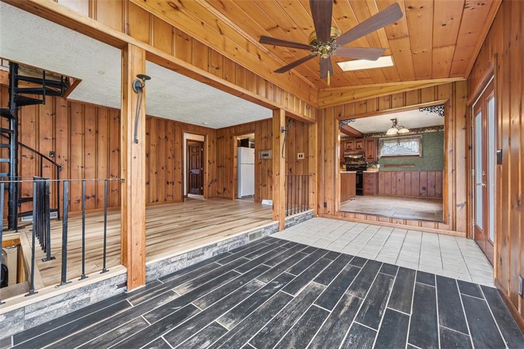 192 Yellow Creek Road Harmony, PA 16037 - Photo 5 of 41