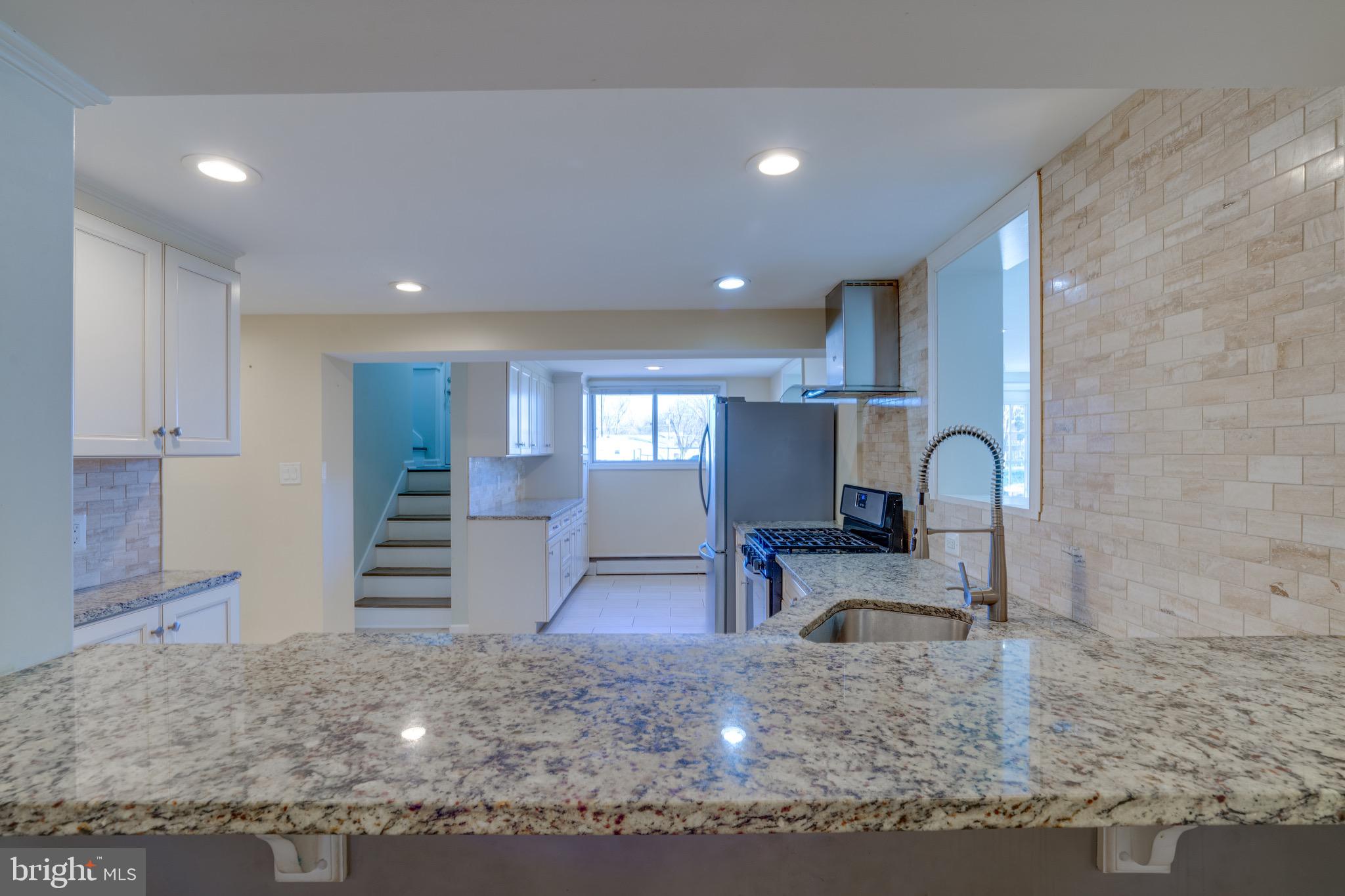 1206 Riggs Court Woodbridge, VA 22191 - Photo 6 of 70