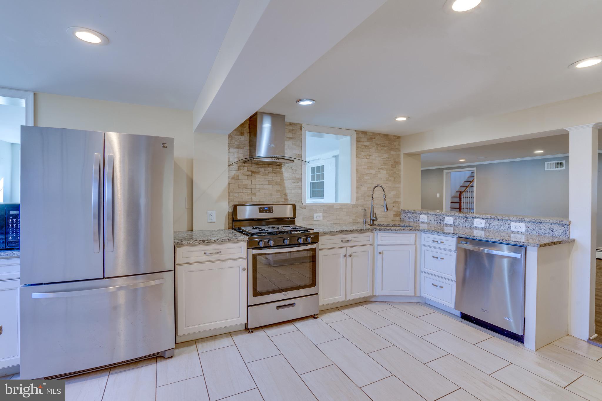 1206 Riggs Court Woodbridge, VA 22191 - Photo 10 of 70