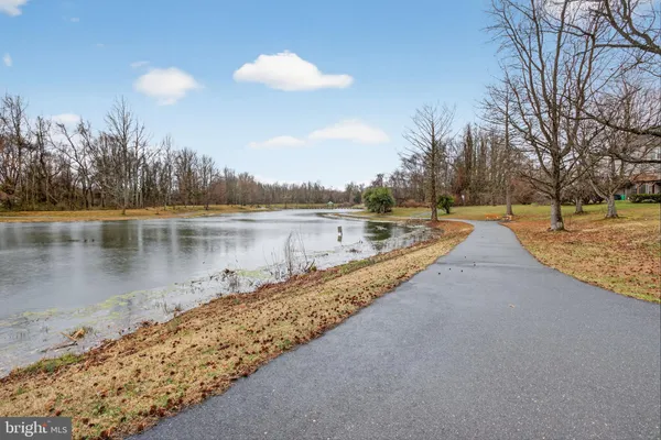 $180,000 | 4462 Lord Loudoun Court, Unit 156, Upper Marlboro, MD 20772