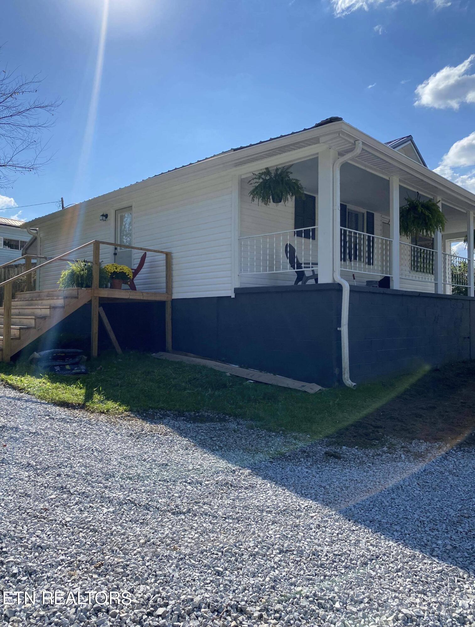 144 Gumwood Road Middlesboro, KY 40965 - Photo 3 of 11 1000017307