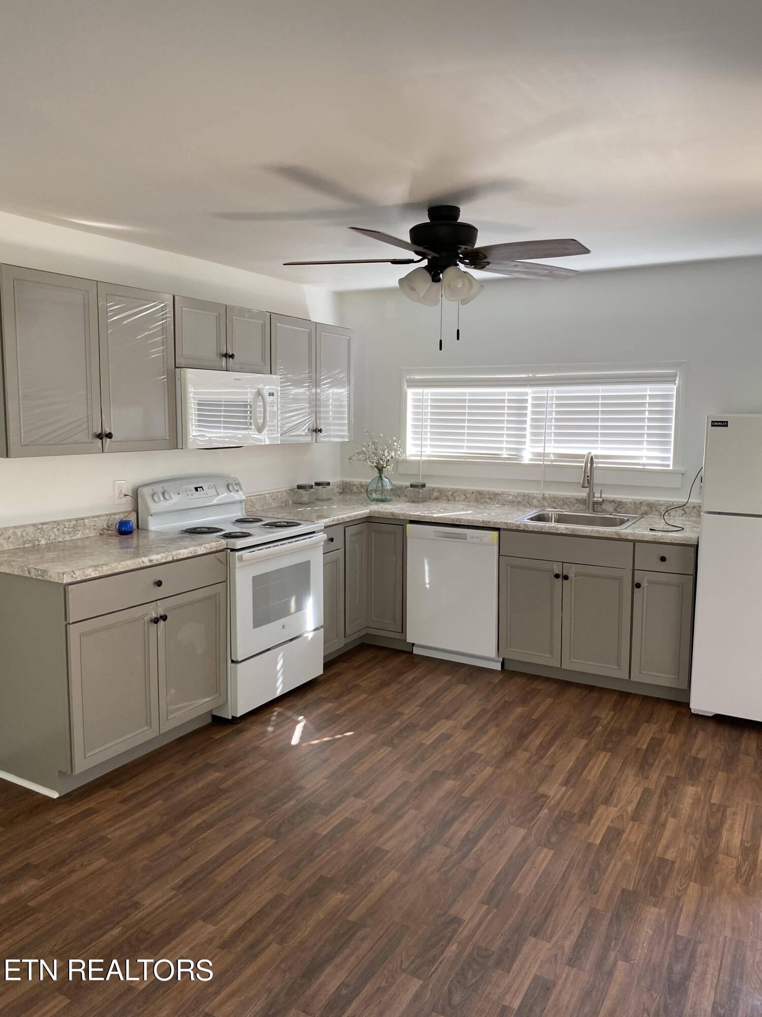 144 Gumwood Road Middlesboro, KY 40965 - Photo 5 of 11 1000017311