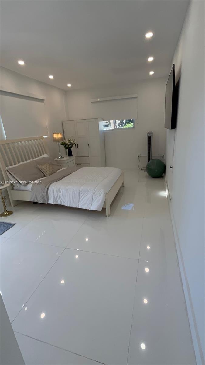 8000 Southwest 19th Street Miami, FL 33155 - Photo 5 of 13