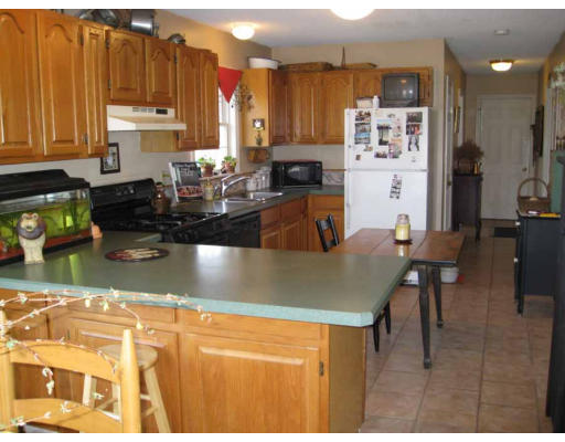 10 A Plain Road, Unit A Deerfield, MA 01373 - Photo 7 of 15 Gallery Image 7
