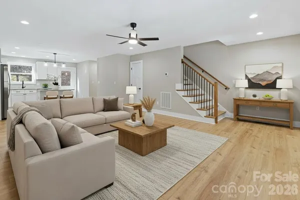 $259,000 | 332 Bowditch Street, Unit D, Burnsville, NC 28714