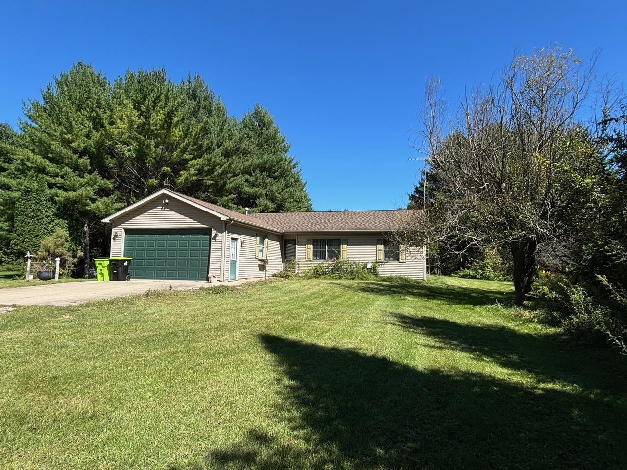 998 Dutcher Road Gladwin, MI 48624 - Photo 32 of 58