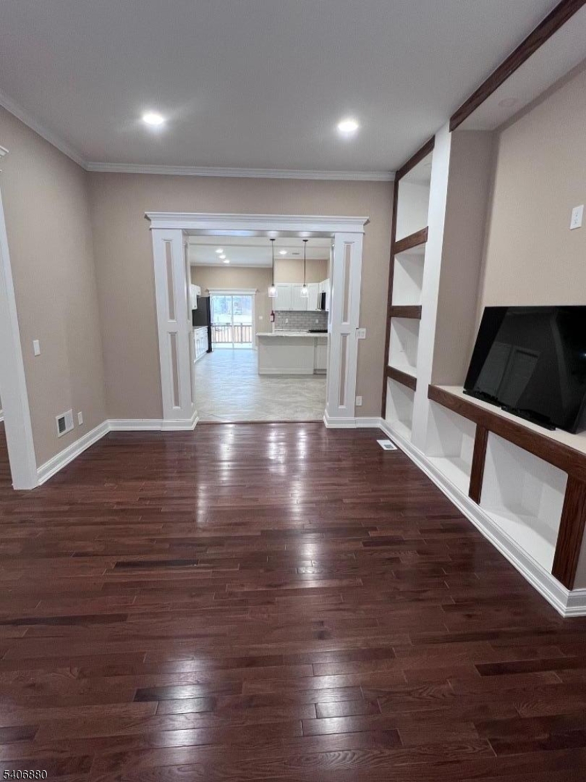 16 Sayre Street Elizabeth, NJ 07208 - Photo 12 of 31