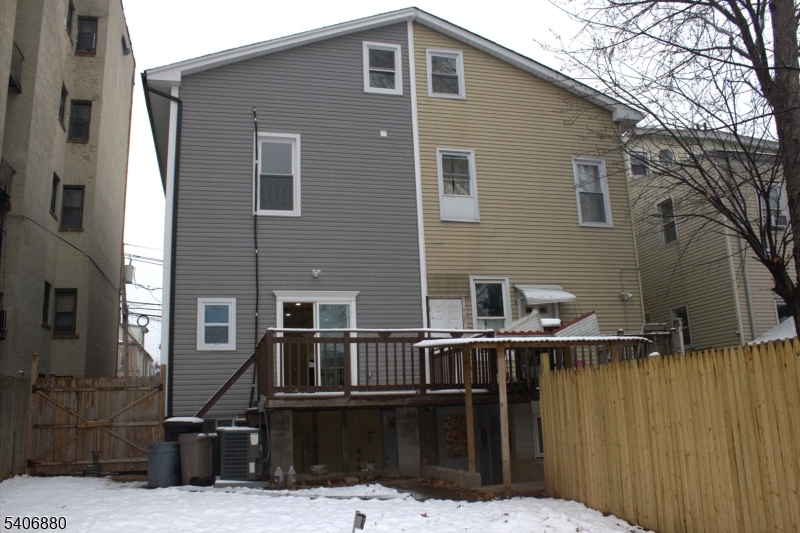 16 Sayre Street Elizabeth, NJ 07208 - Photo 29 of 31