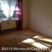 25 Augusta Road Whiting, NJ 08759 - Photo 5 of 8 bed1
