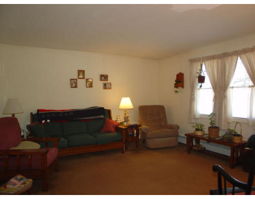 230 Stoneybrook Road Fitchburg, MA 01420 - Photo 6 of 13 Gallery Image 6