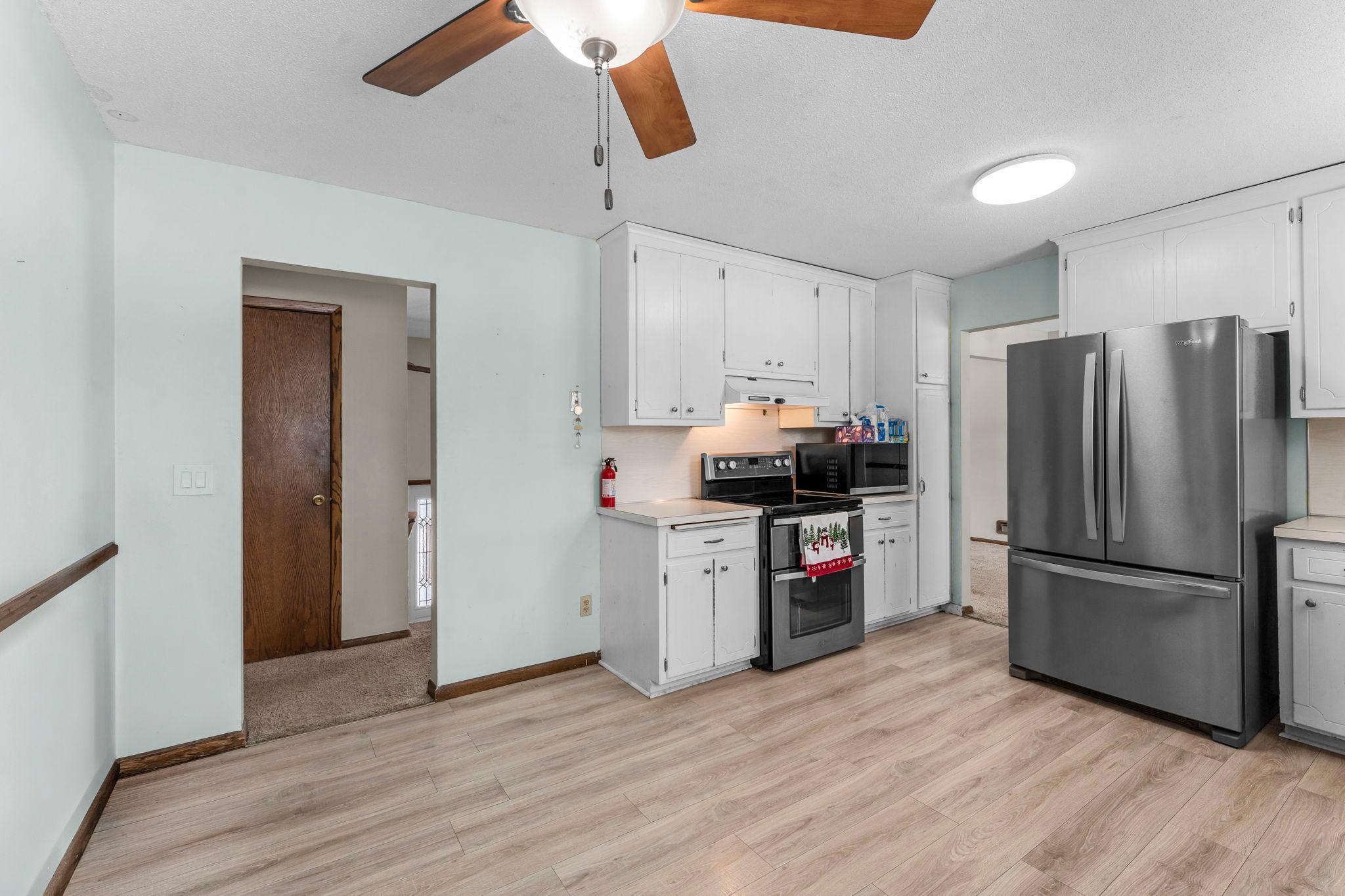 11019 Stanley Road South Bloomington, MN 55437 - Photo 11 of 32