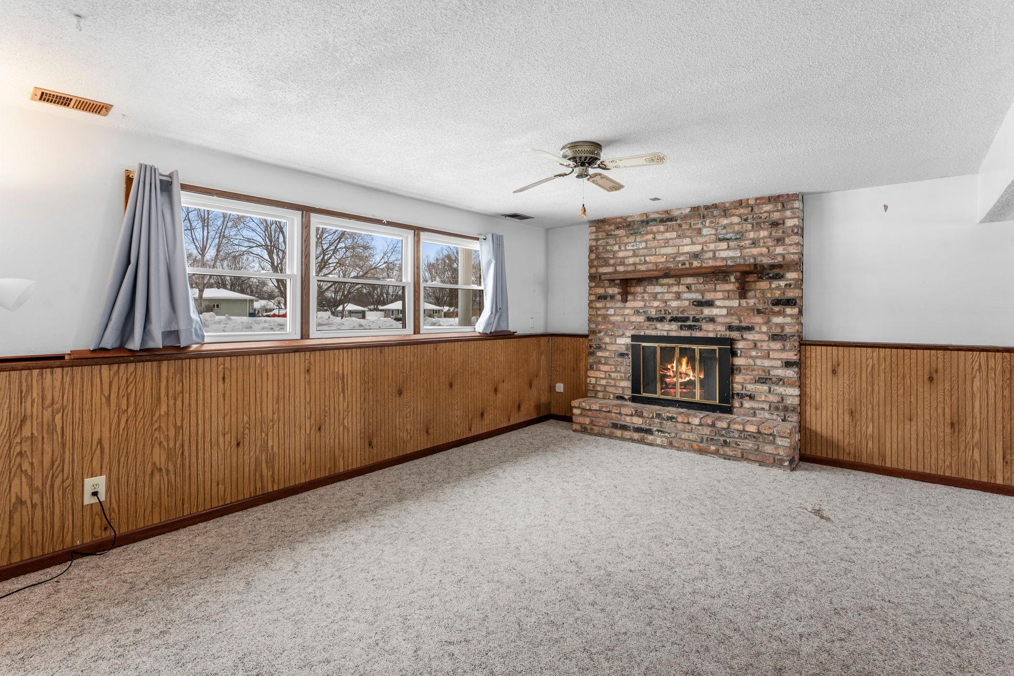 11019 Stanley Road South Bloomington, MN 55437 - Photo 18 of 32