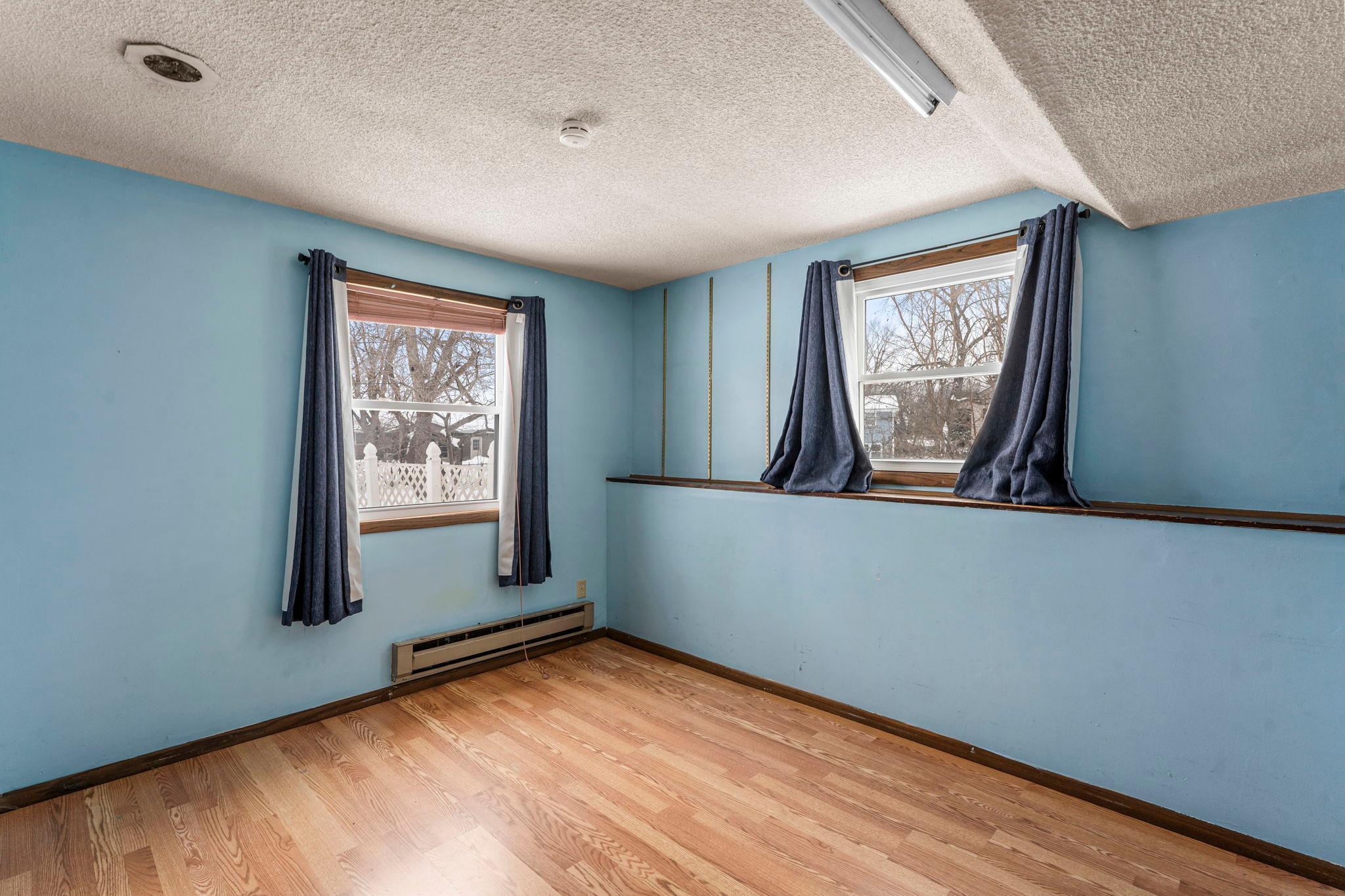 11019 Stanley Road South Bloomington, MN 55437 - Photo 21 of 32