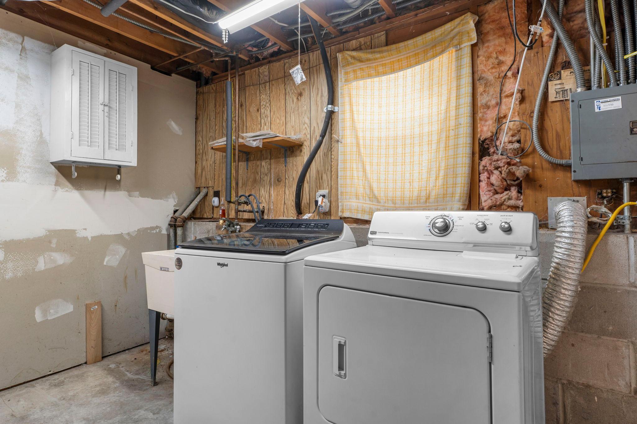 11019 Stanley Road South Bloomington, MN 55437 - Photo 24 of 32