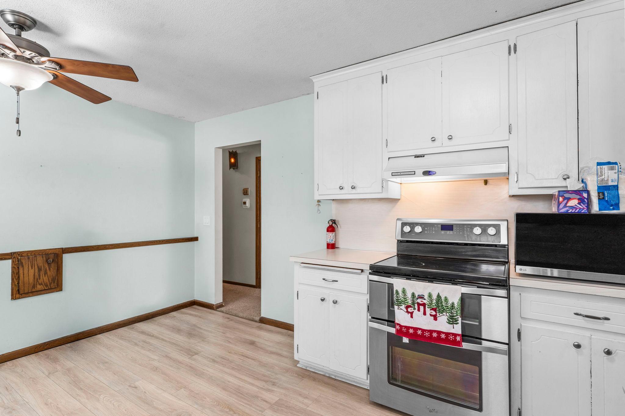 11019 Stanley Road South Bloomington, MN 55437 - Photo 9 of 32