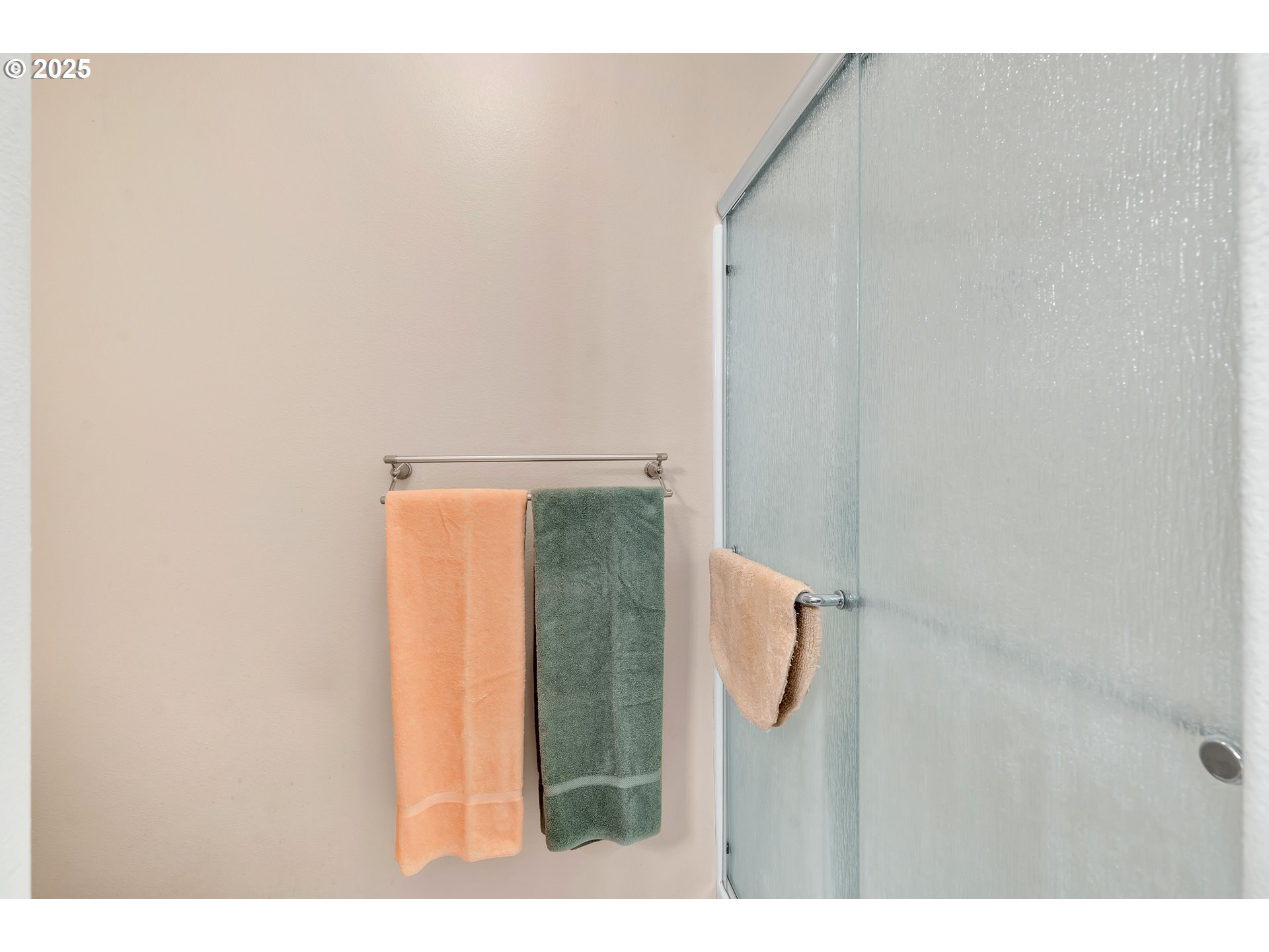 7829 Southwest 174th Place Beaverton, OR 97007 - Photo 34 of 45