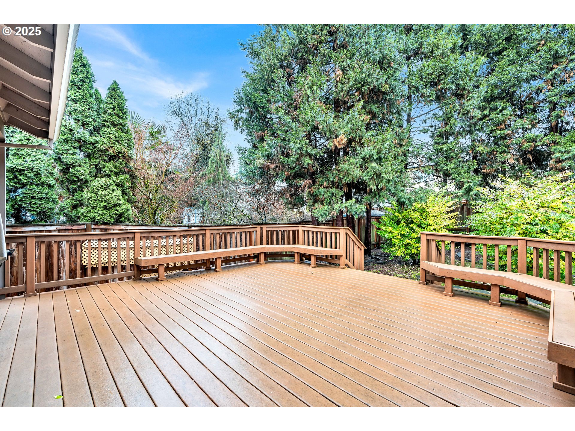 7829 Southwest 174th Place Beaverton, OR 97007 - Photo 38 of 45 a view of balcony with furniture