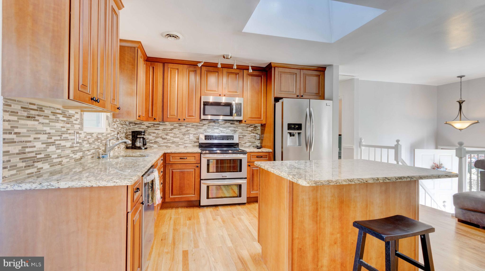 315 Hickory Point Road Pasadena, MD 21122 - Photo 12 of 39 Gallery Image 12