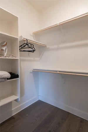 $2,550 | 2827 Manor Road, Unit 4101, Austin, TX 78722