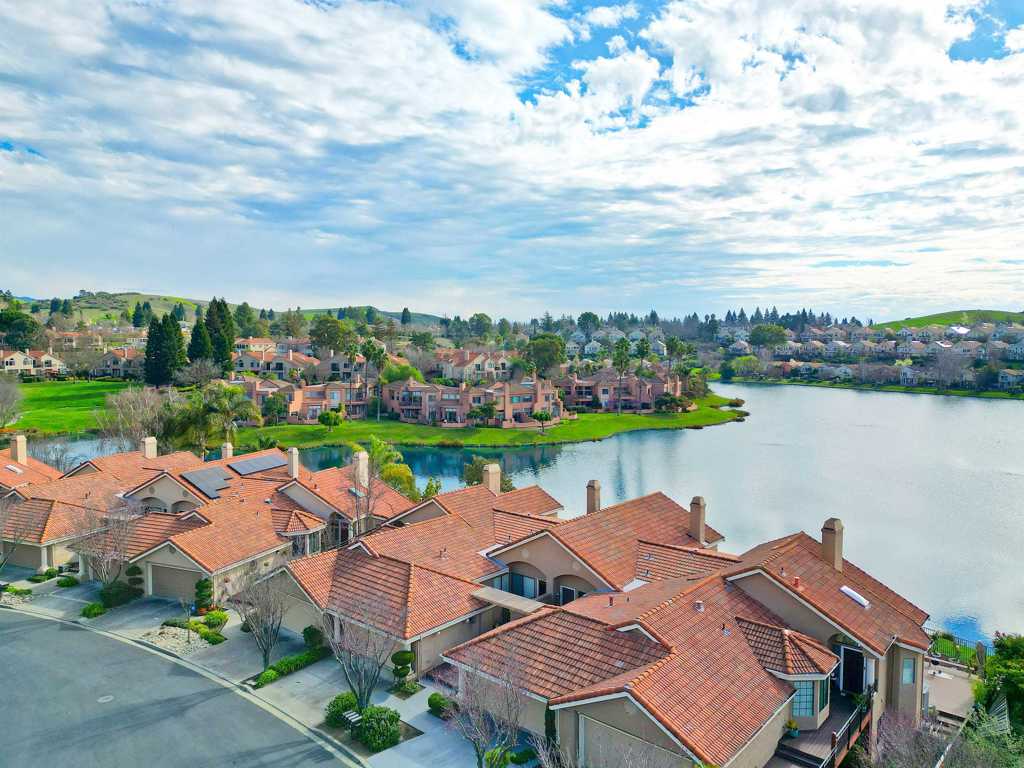 2057-2057 Echo Place San Ramon, CA 94582 - Photo 5 of 55