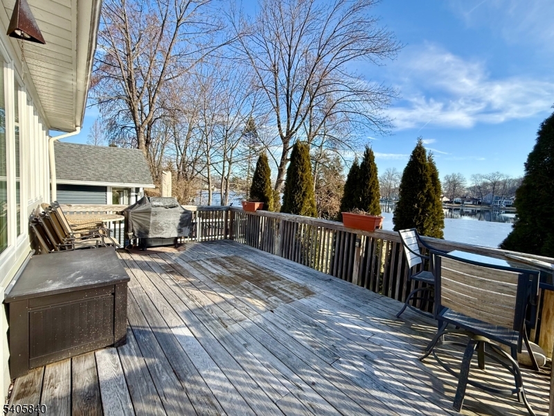 40 West Shore Road Denville, NJ 07834 - Photo 22 of 31