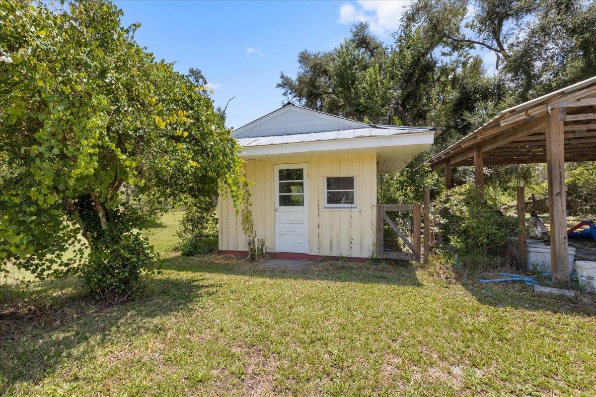 109 Pine Tree Road Perry, FL 32348 - Photo 10 of 42