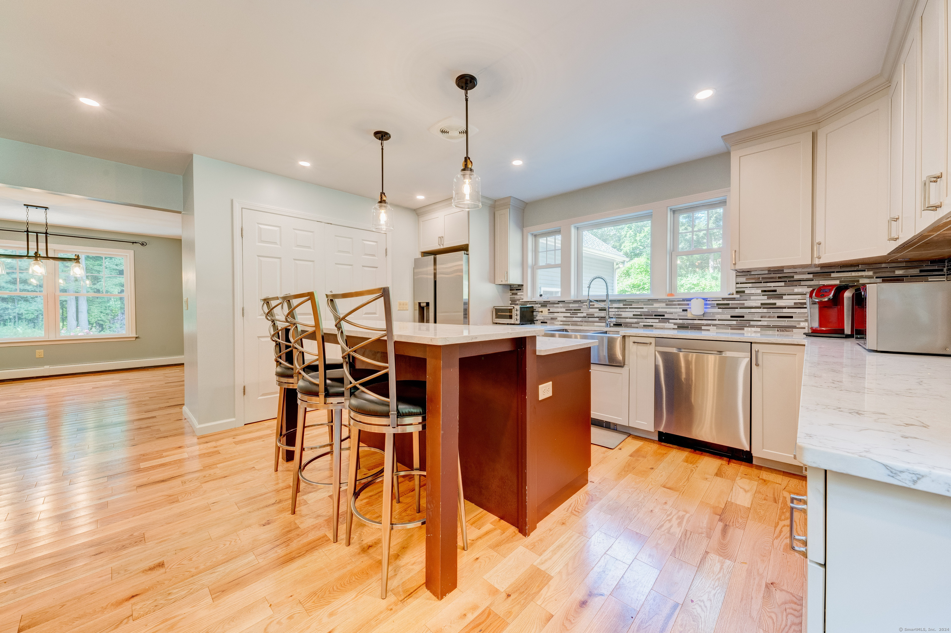 404 Bassetts Bridge Road Mansfield, CT 06250 - Photo 19 of 40 kitchen