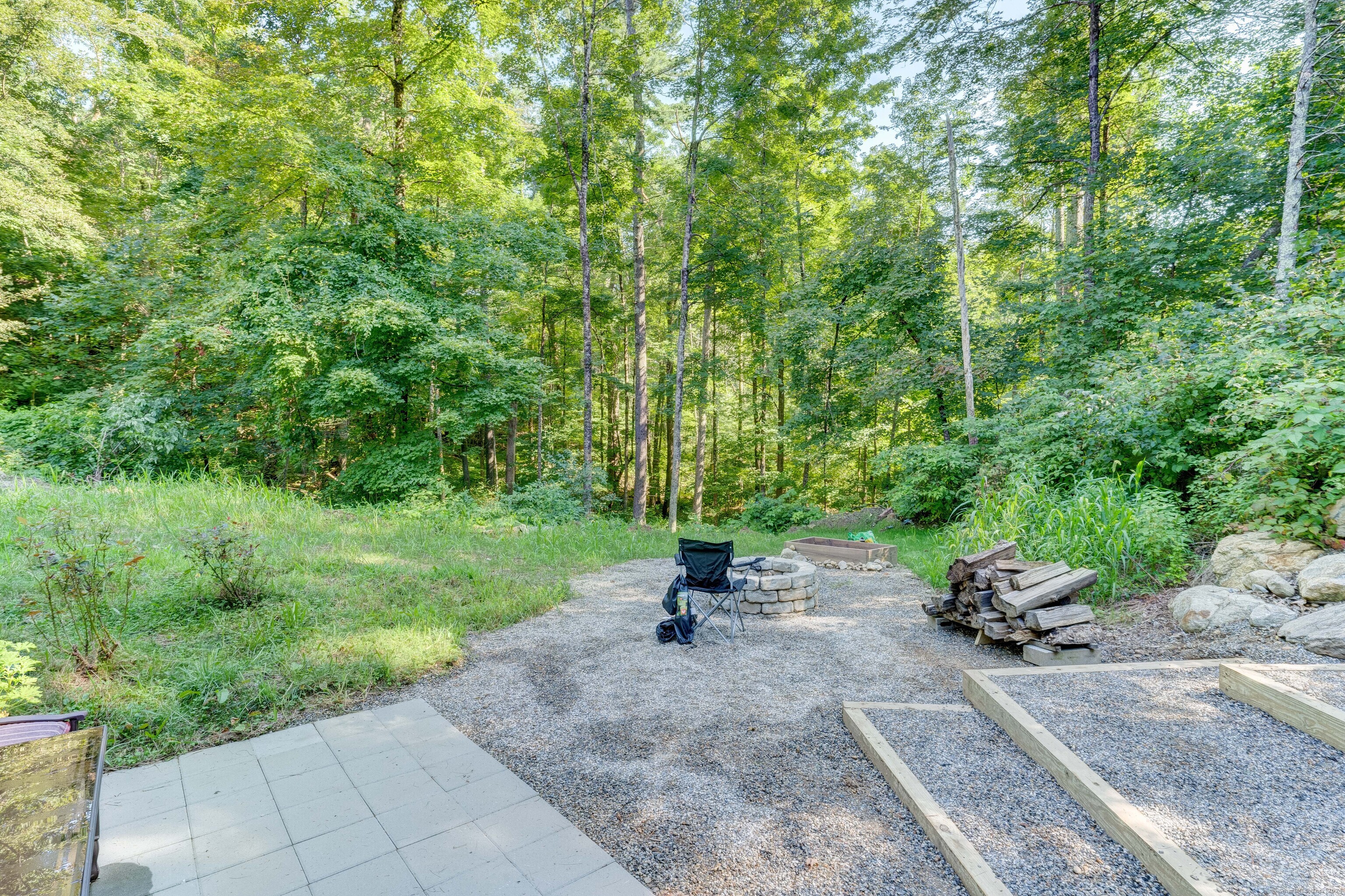 404 Bassetts Bridge Road Mansfield, CT 06250 - Photo 6 of 40 patio