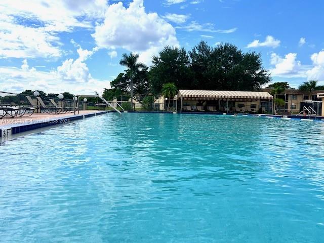 200 Ashbury Road, Unit 312 Hollywood, FL 33024 - Photo 4 of 16