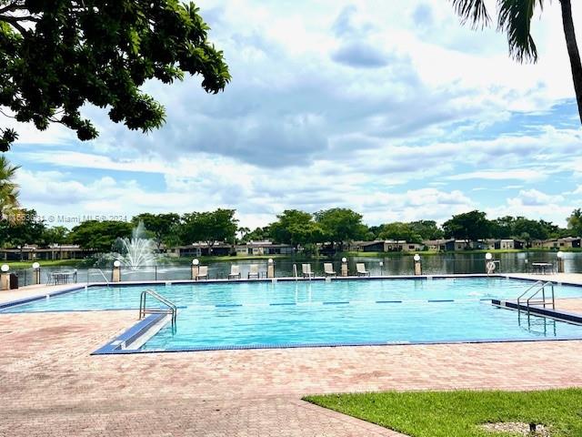 200 Ashbury Road, Unit 312 Hollywood, FL 33024 - Photo 6 of 16