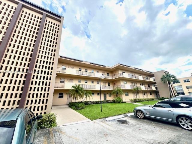 200 Ashbury Road, Unit 312 Hollywood, FL 33024 - Photo 8 of 16
