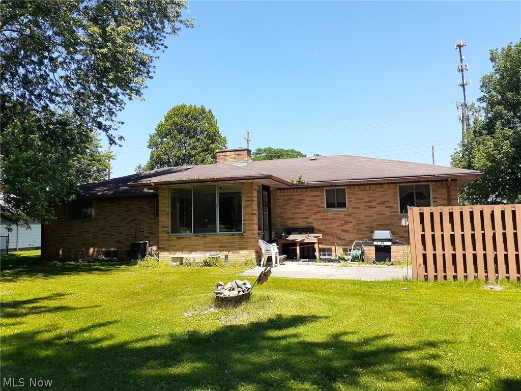 2865 West Pleasant Valley Road Cleveland, OH 44134 - Photo 7 of 8
