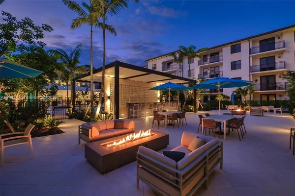 $2,560 | 3991 Northwest 82nd Avenue, Unit 1138, Hollywood, FL 33024