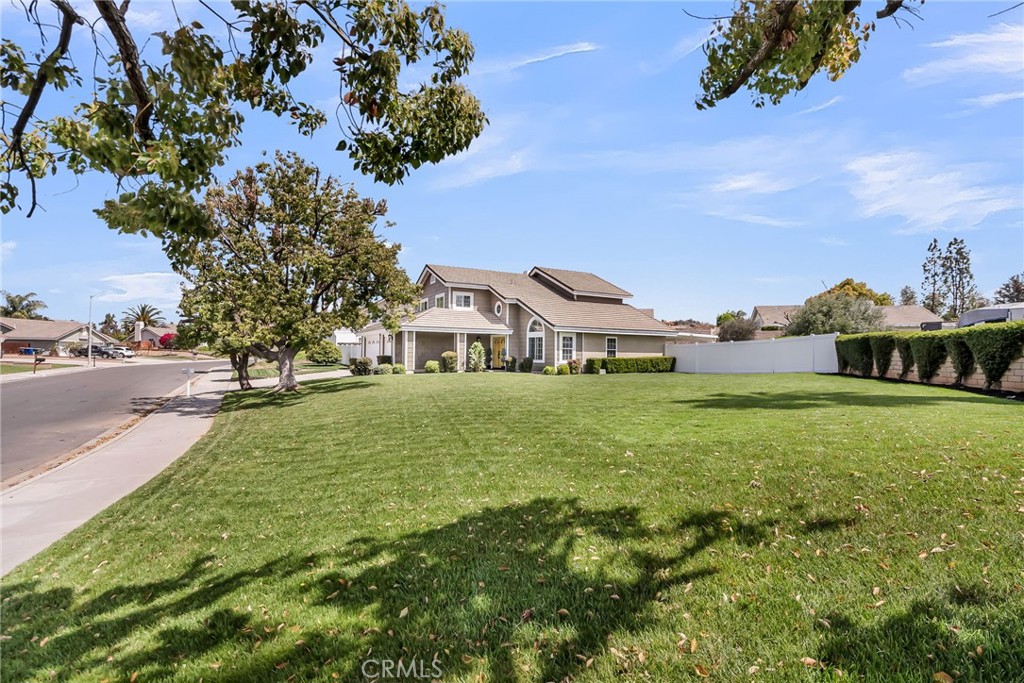 6842 Frances Street Riverside, CA 92506 - Photo 3 of 60