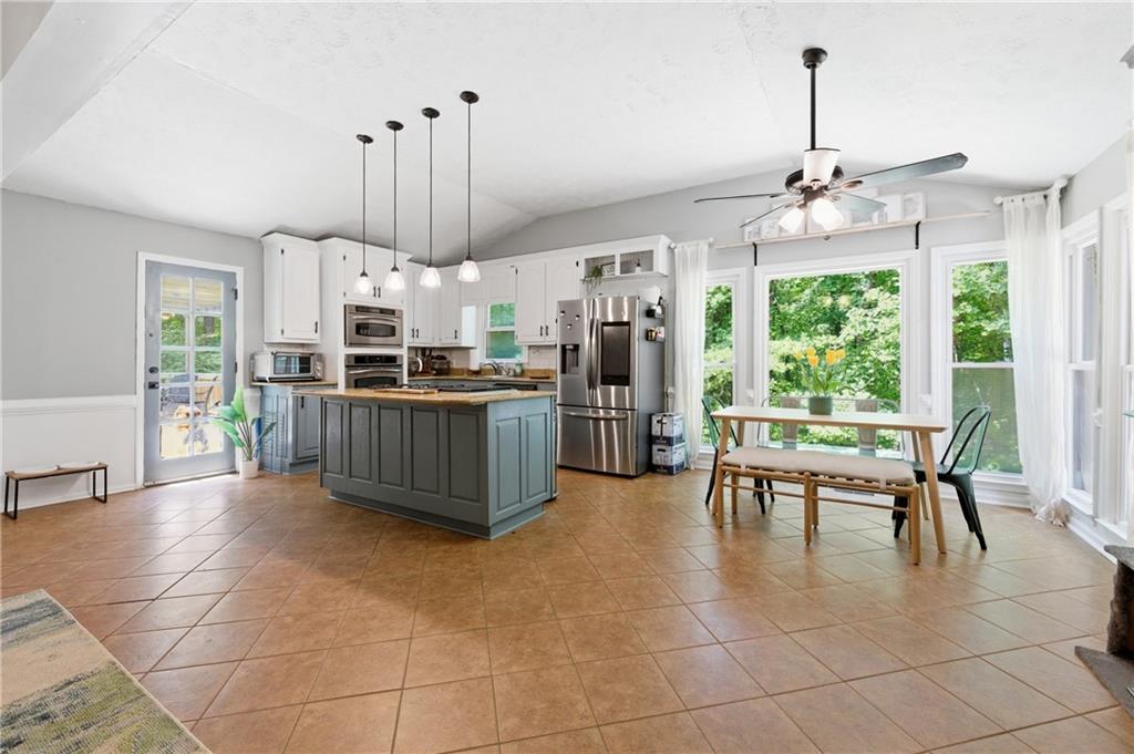 860 Oakdale Road Canton, GA 30114 - Photo 6 of 32