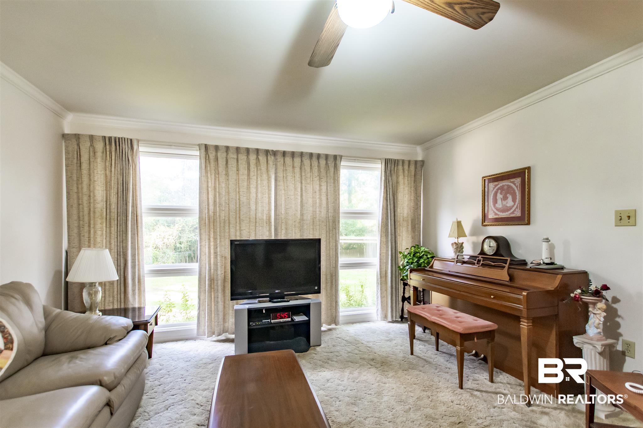 400 Thornton Place Mobile, AL 36609 - Photo 17 of 34