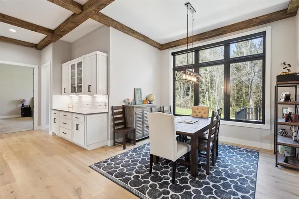 $2,199,000 | 32170 Bent Oak Trail, Niles, MI 49120