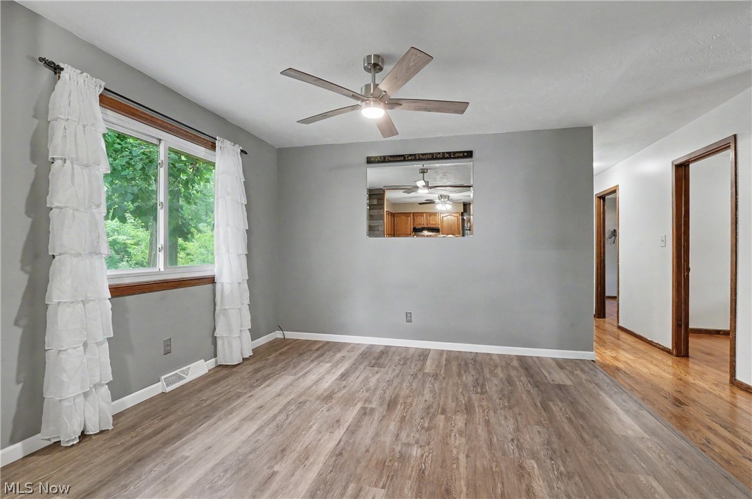 839 Sheffield Road Sheffield Lake, OH 44054 - Photo 10 of 31 Gallery Image 10