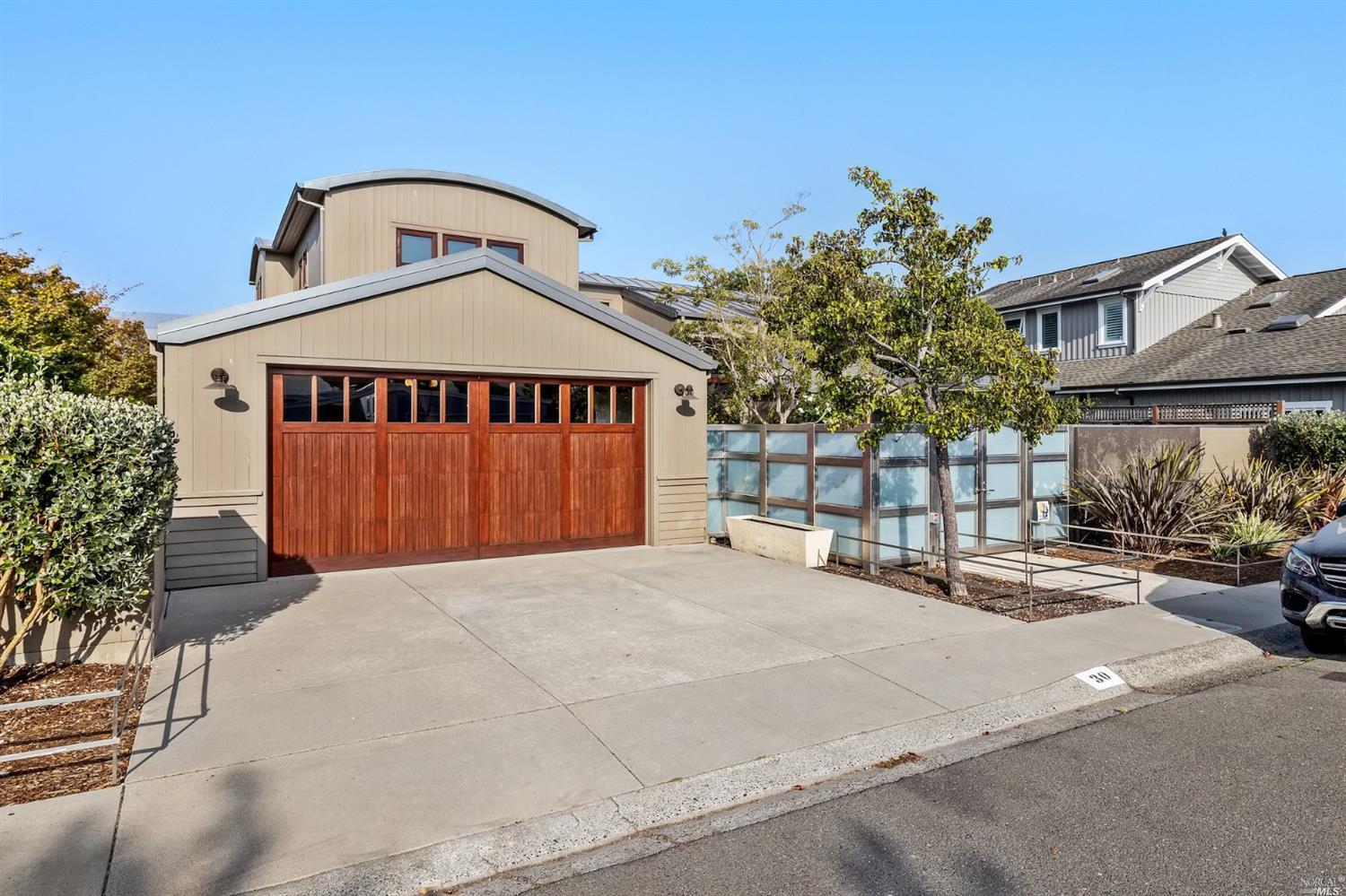 30 Peninsula Road Belvedere, CA 94920 - Photo 1 of 1 Gallery Image 1