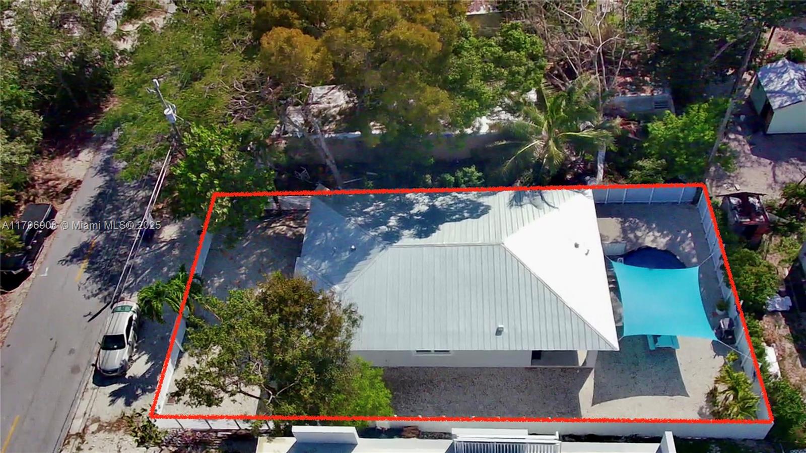 730 Largo Road Key Largo, FL 33037 - Photo 5 of 29 an aerial view of a house