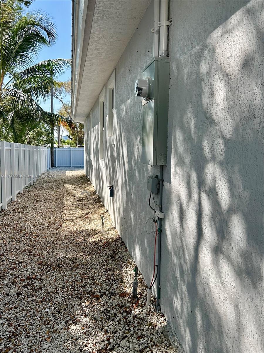 730 Largo Road Key Largo, FL 33037 - Photo 7 of 29