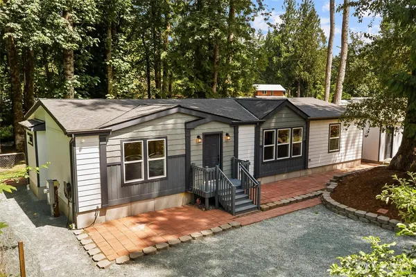 $425,000 | 41675 South Shore Drive, Concrete, WA 98237
