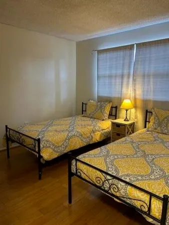 $1,600 | 8350 Sunrise Lakes Boulevard, Unit 204, Sunrise, FL 33322