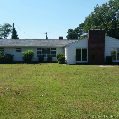 1611 Greate Road Gloucester Point, VA 23062 - Photo 2 of 7