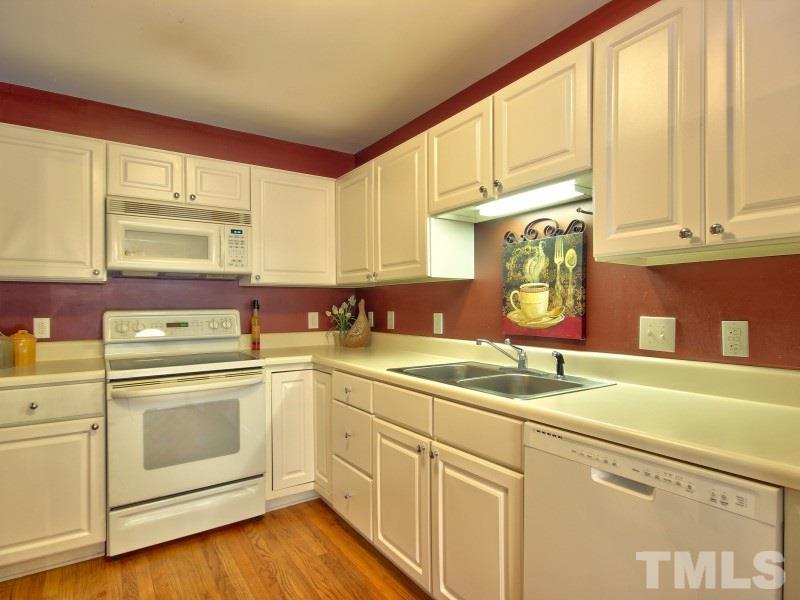 2806 Crestscene Trail Raleigh, NC 27603 - Photo 8 of 18 Gallery Image 8