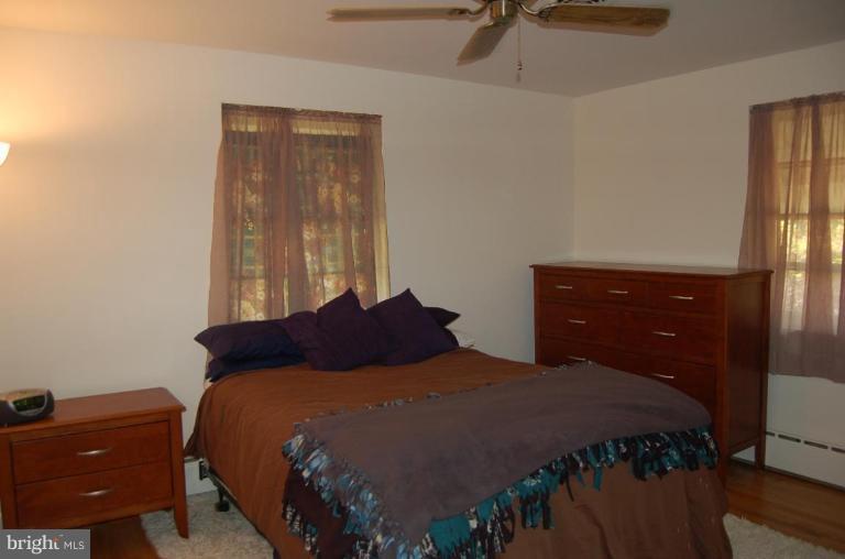 805 Gabel Street Silver Spring, MD 20901 - Photo 3 of 18 Bedroom #1