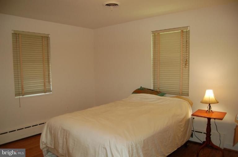 805 Gabel Street Silver Spring, MD 20901 - Photo 5 of 18 Bedroom #2