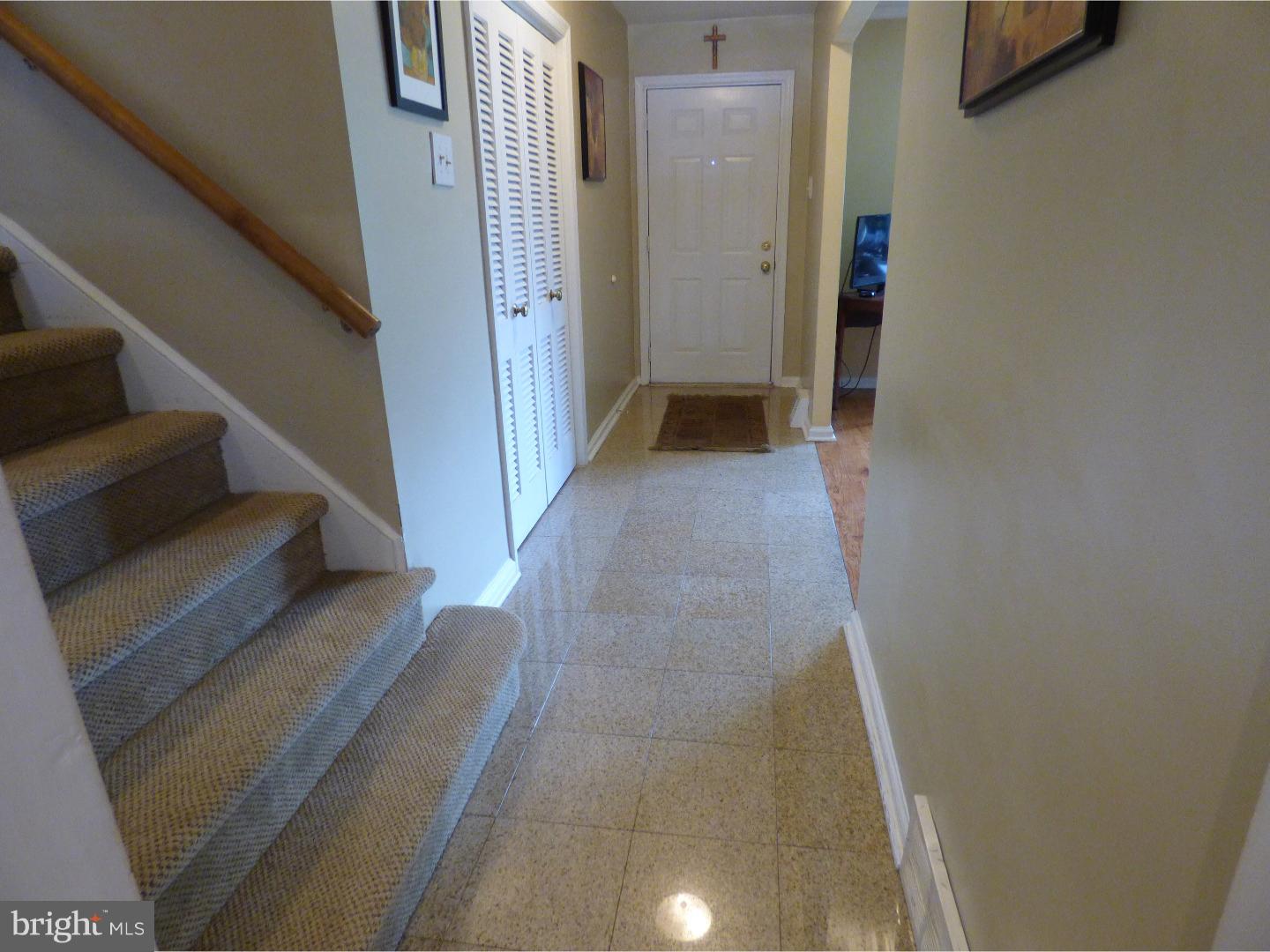 1850 London Road Abington, PA 19001 - Photo 6 of 25 Hallway