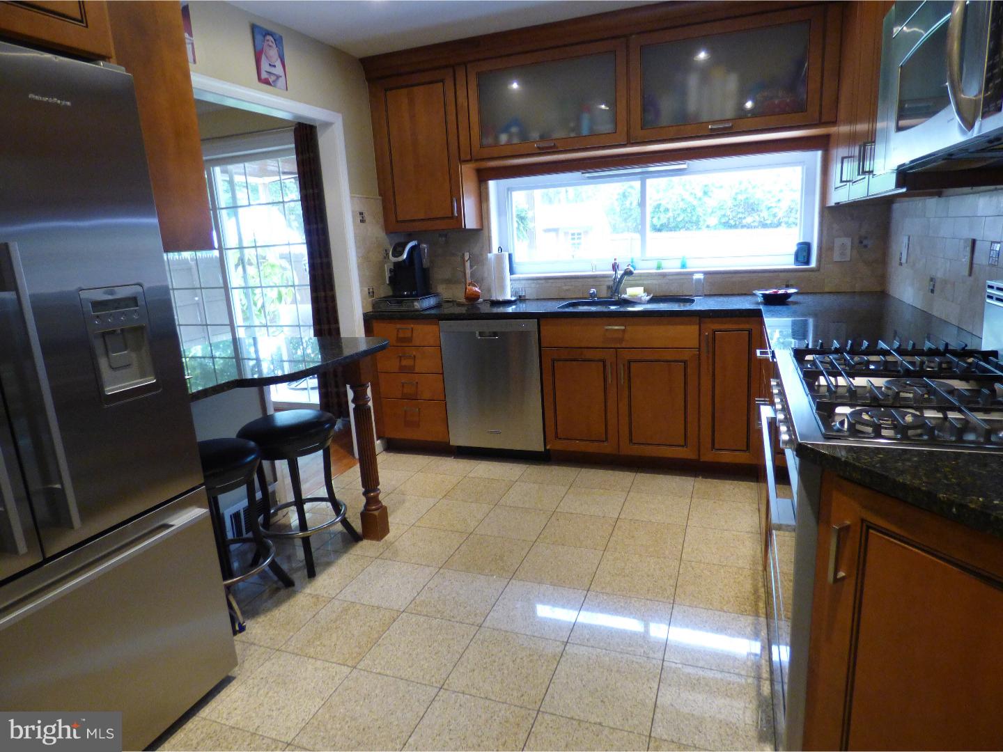 1850 London Road Abington, PA 19001 - Photo 7 of 25 Kitchen
